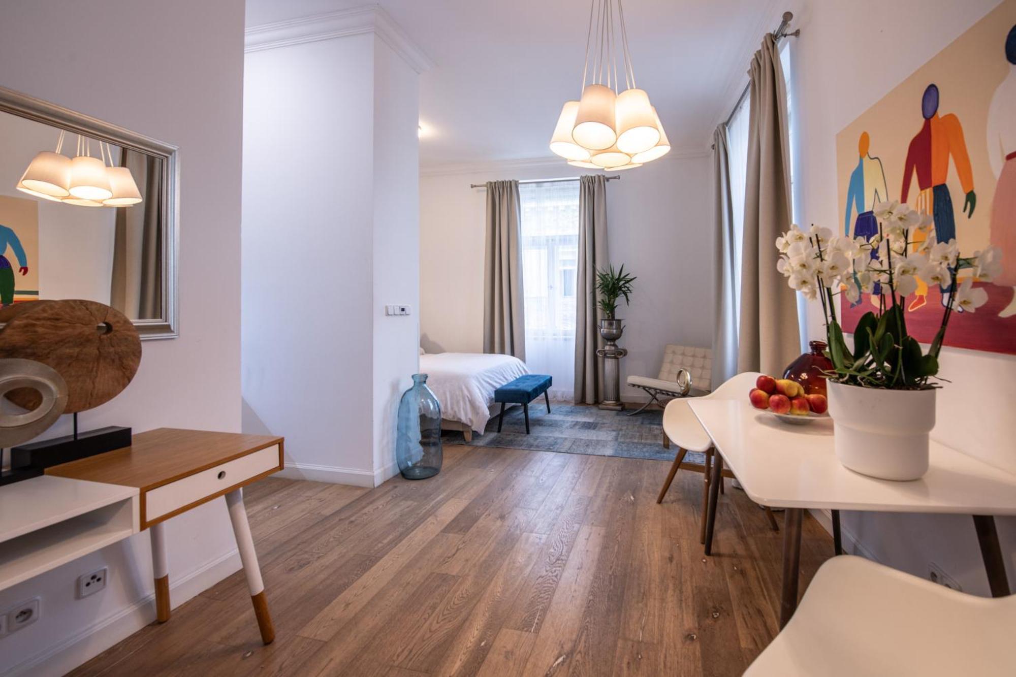 Modern Downtown Apt - Renovated, On Ideal Location Prag Dış mekan fotoğraf