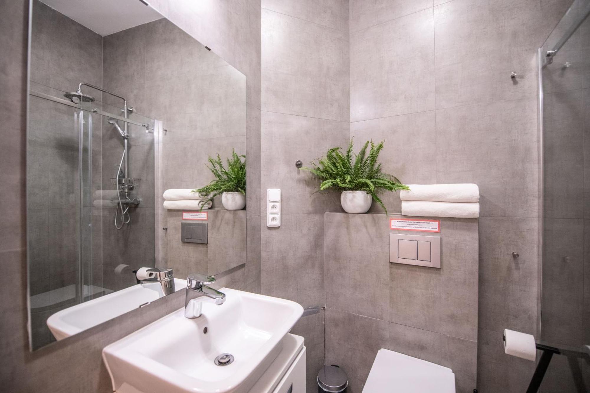 Modern Downtown Apt - Renovated, On Ideal Location Prag Dış mekan fotoğraf